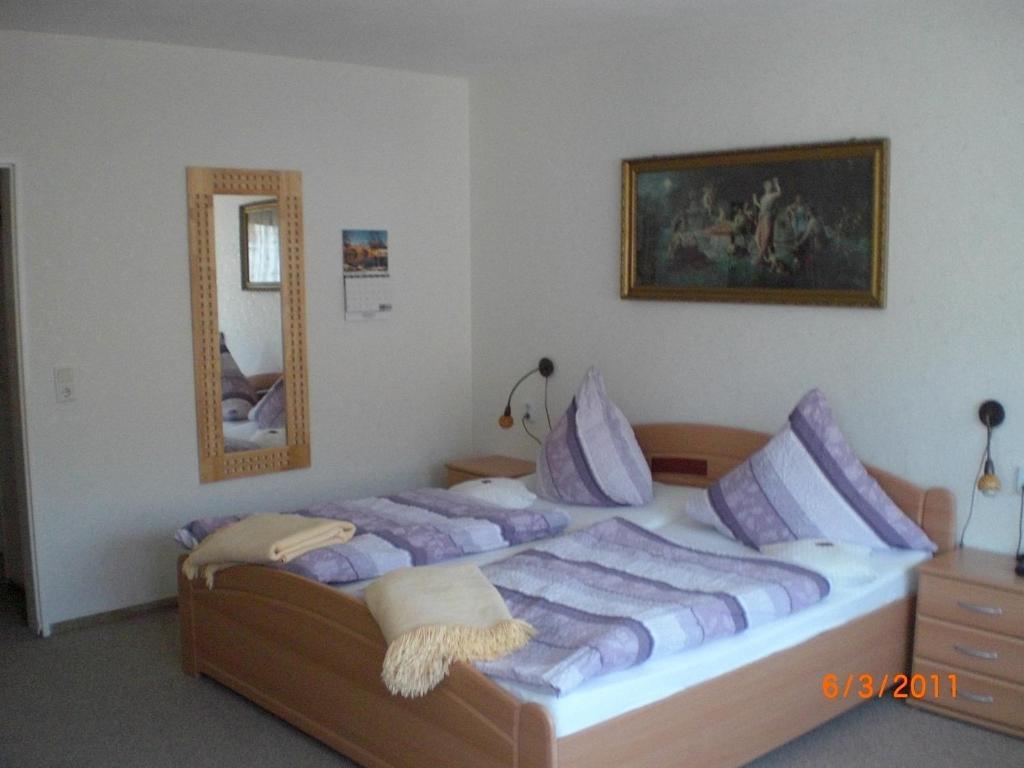 Haus Hubertus Hotel Winterberg Quarto foto